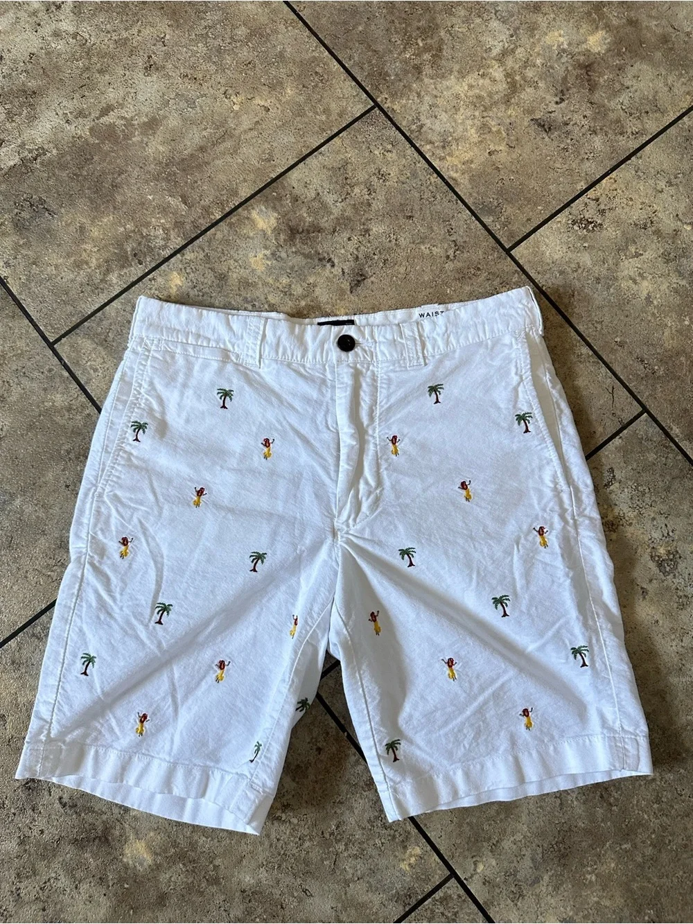 J Crew Stanton Men’s 30 White Chino Bermuda Shorts Hula Girl Palm Tree Tropical